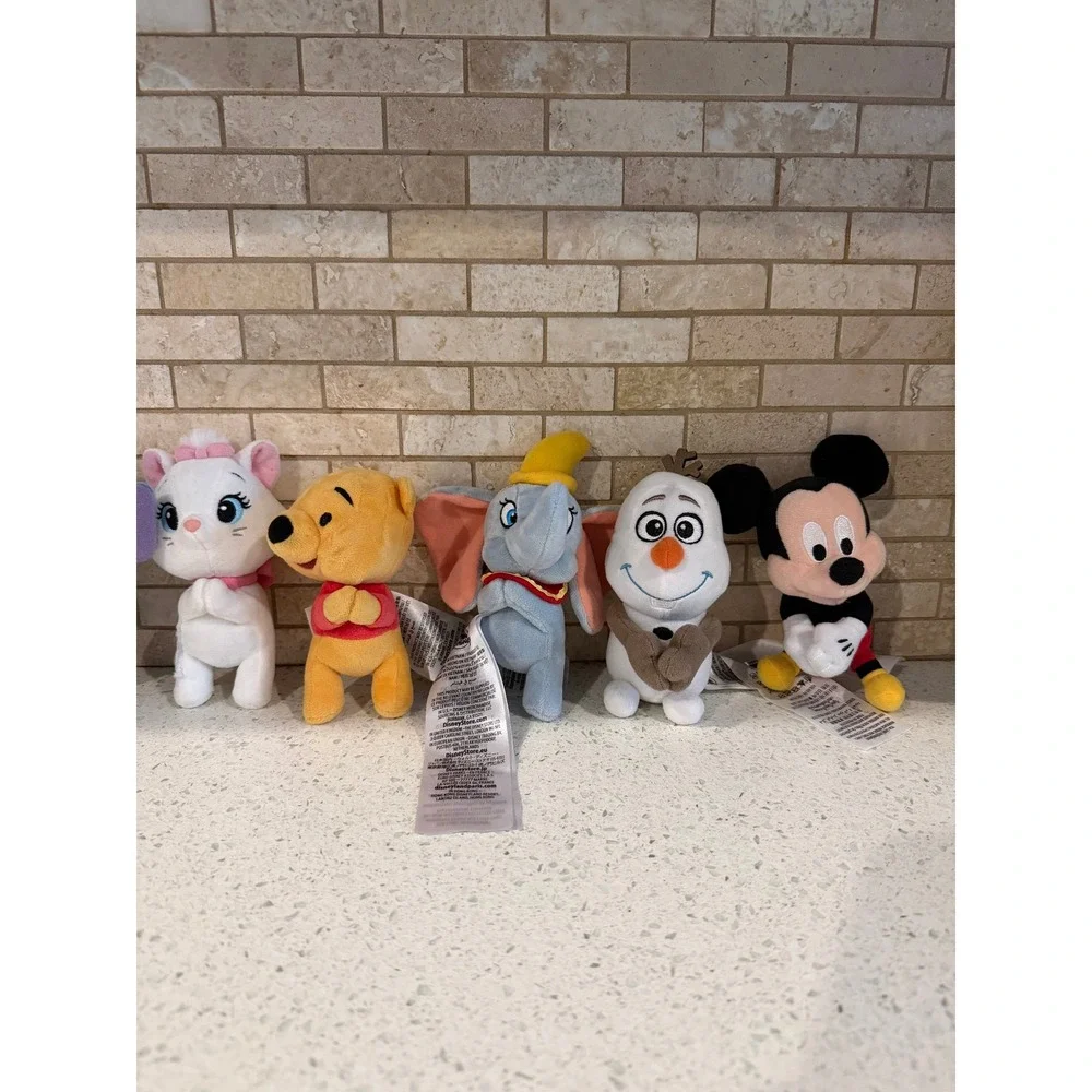 Disney Parks Magnet Hands Plush Pal Mini Shoulder Plush Collectible Toy